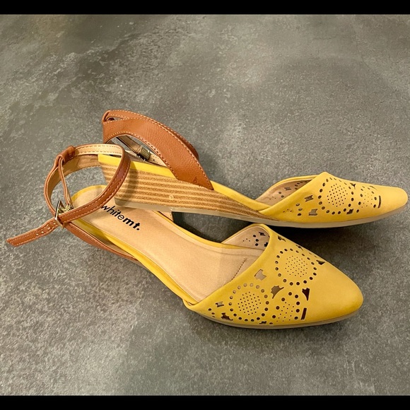 BRAND NEW Spring sandals - Picture 3 of 3